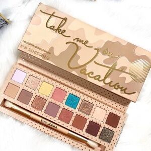 New/Unopened Kylie Take me on Vacation Eyeshadow Palette